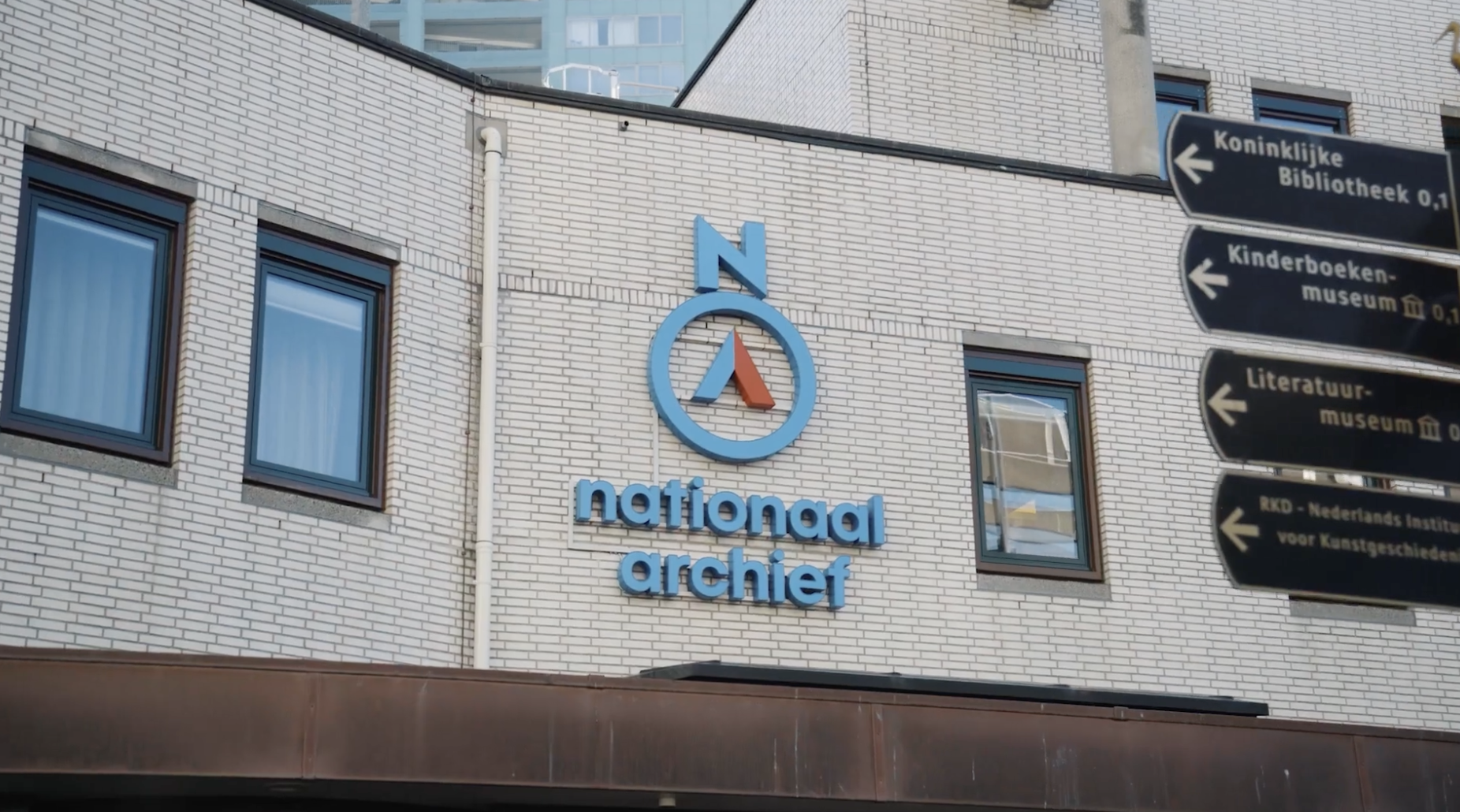 Nationaal archief gevel